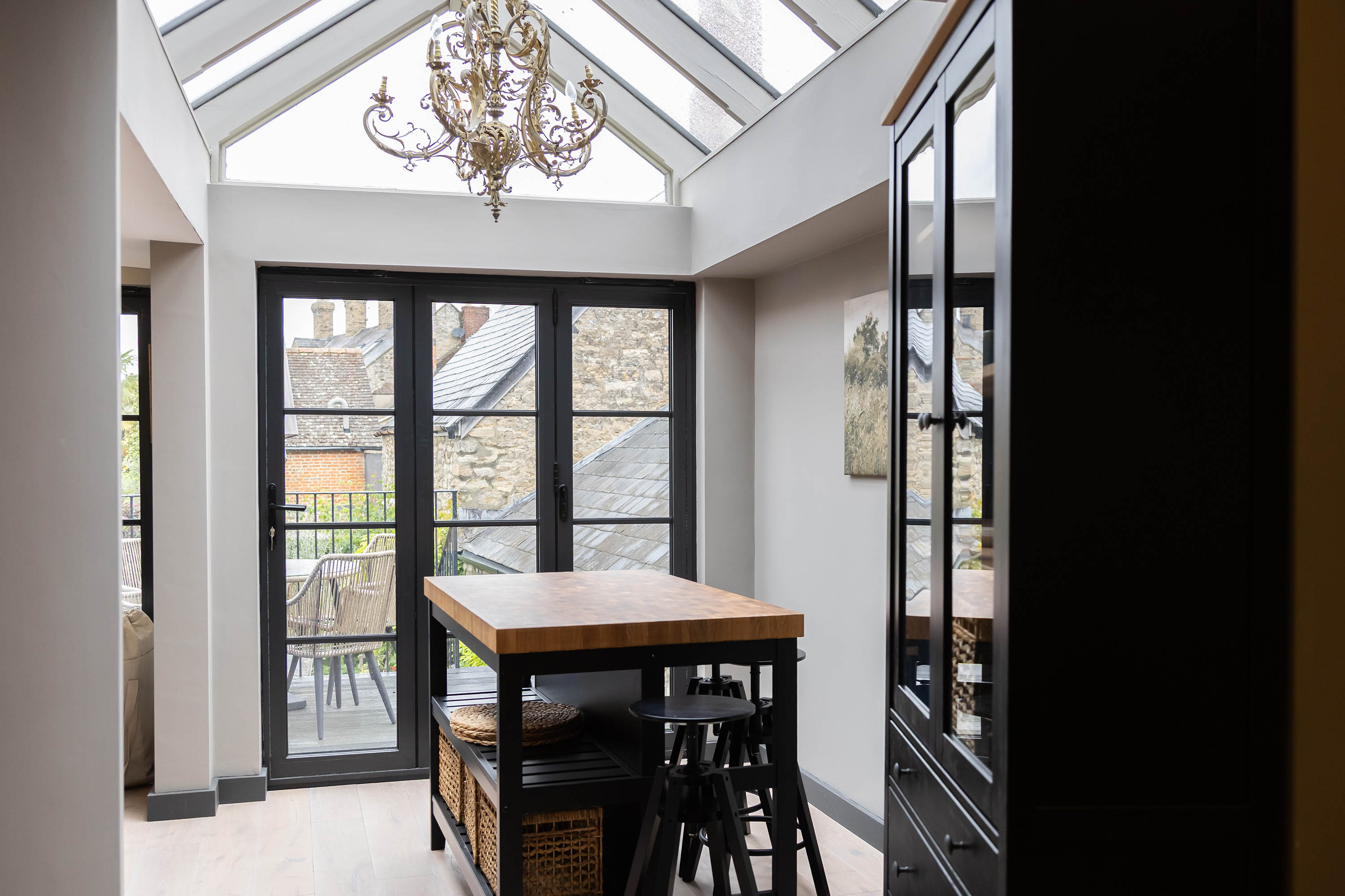 Breakfast area styling
